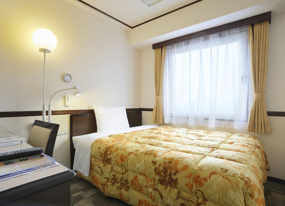 Hotel Livemax Osaka Umeda Nakatsu Экстерьер фото
